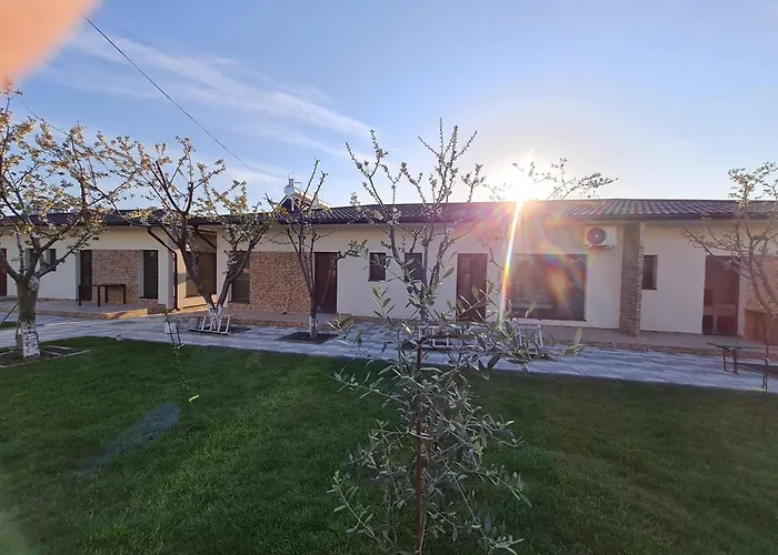 De Inchiriat Cris&dia *