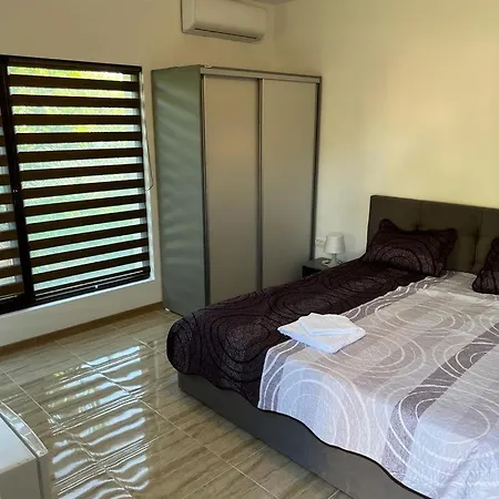 De Inchiriat Cris&dia Affittacamere