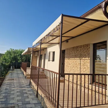 De Inchiriat Cris&dia